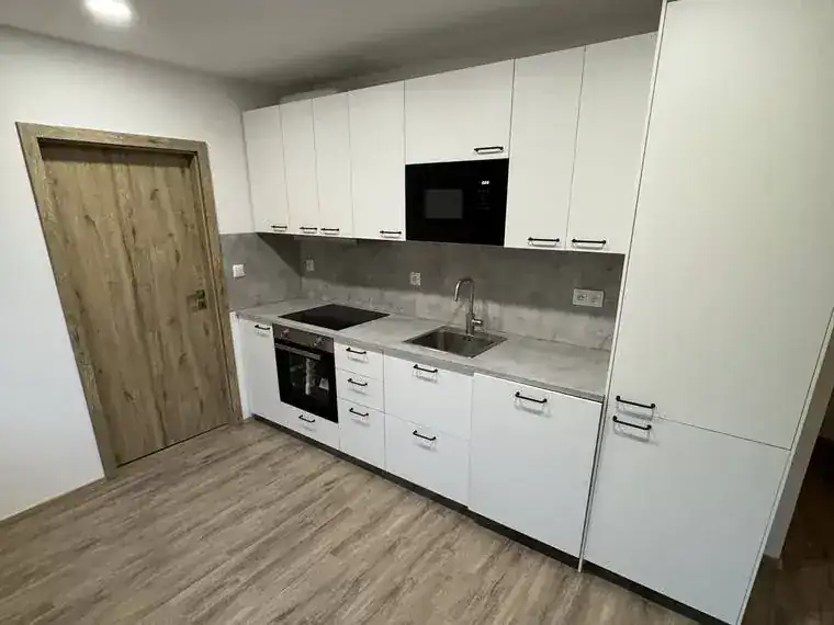 Kuchyň — Mladá Boleslav · byt 2+1
