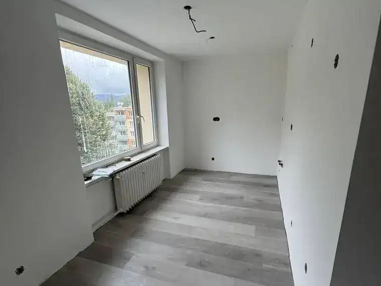 Pokoj po změně dispozice — Jablonec n. N.