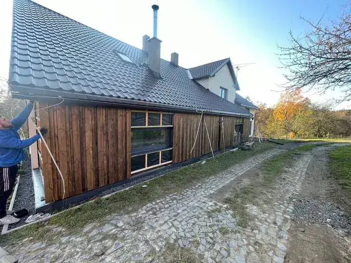 Dřevěný obklad fasády — Liberecko · rodinný dům